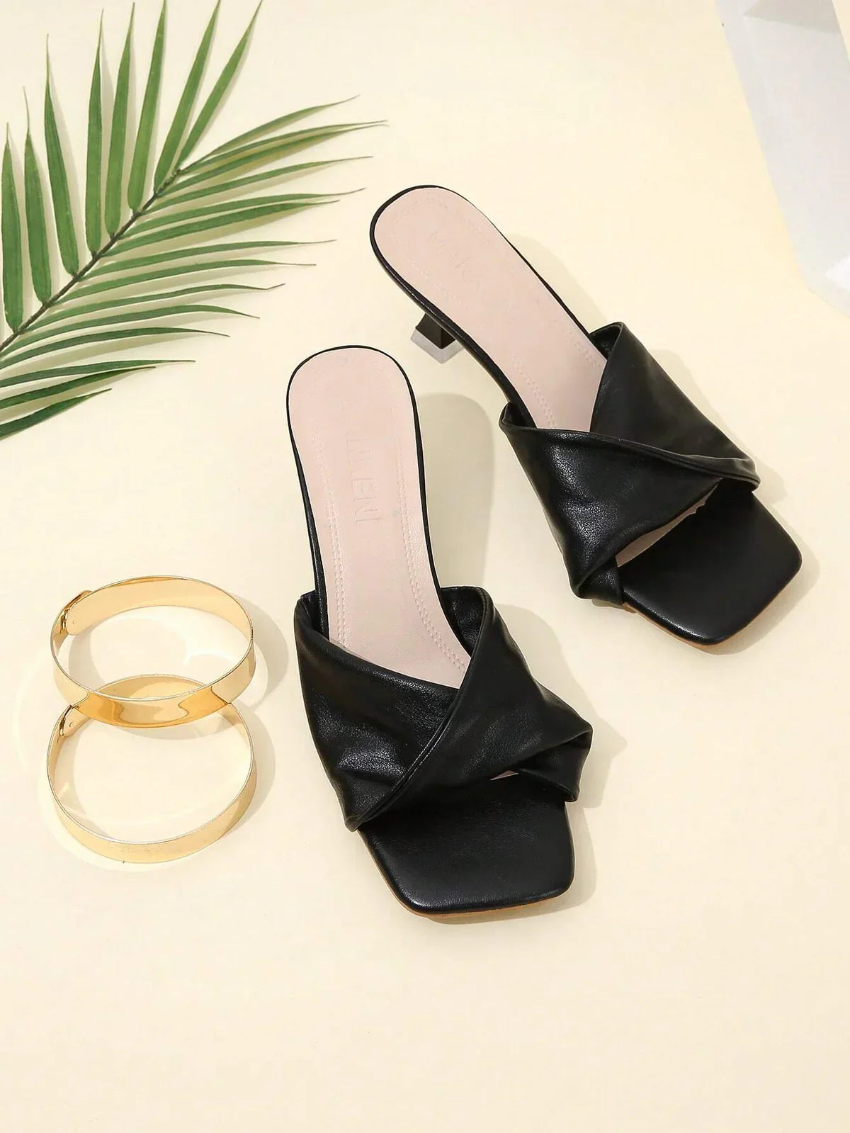 GISELLE PLEATED HEELS