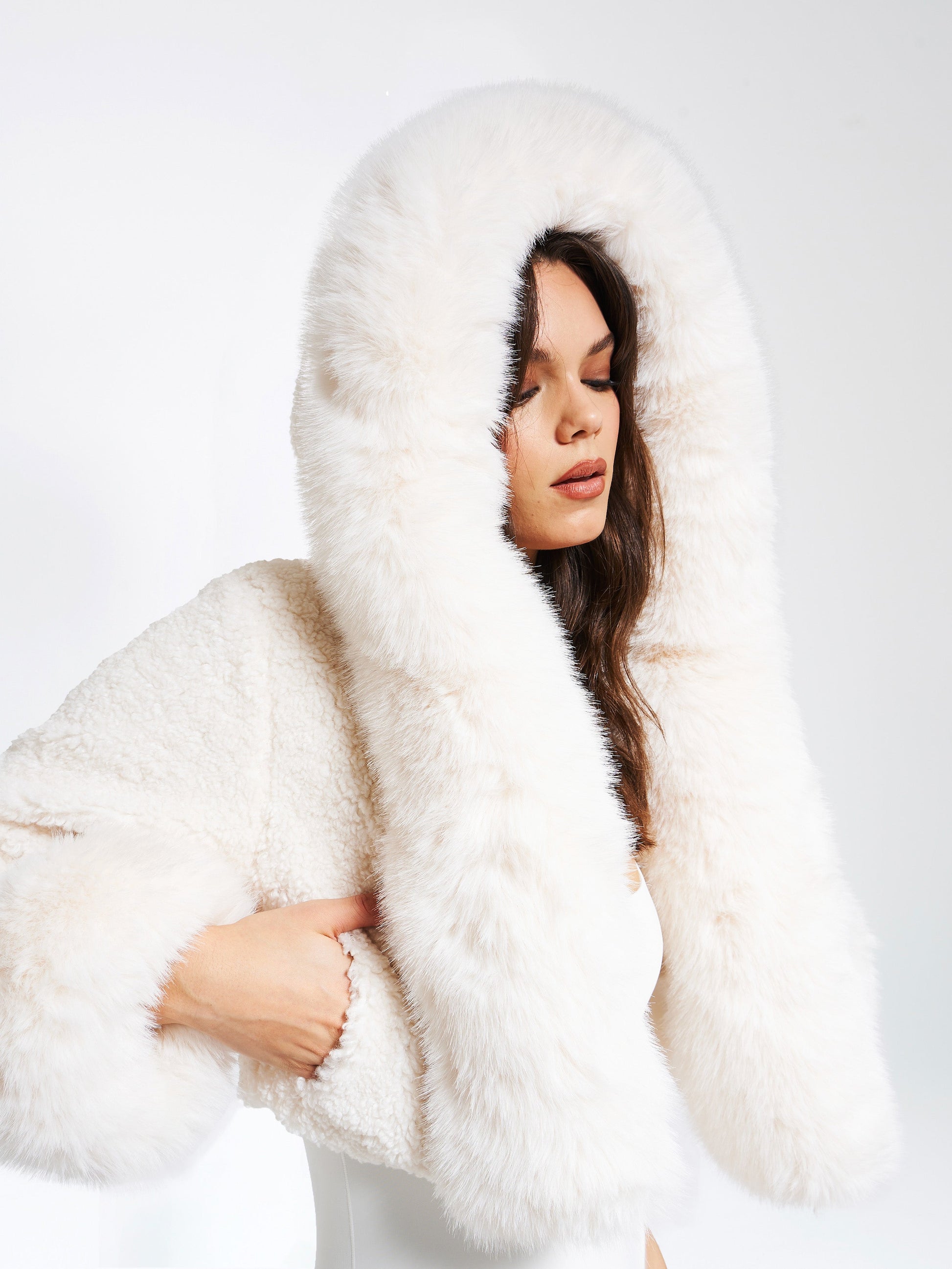 NINA FAUX FUR COAT - WHITE