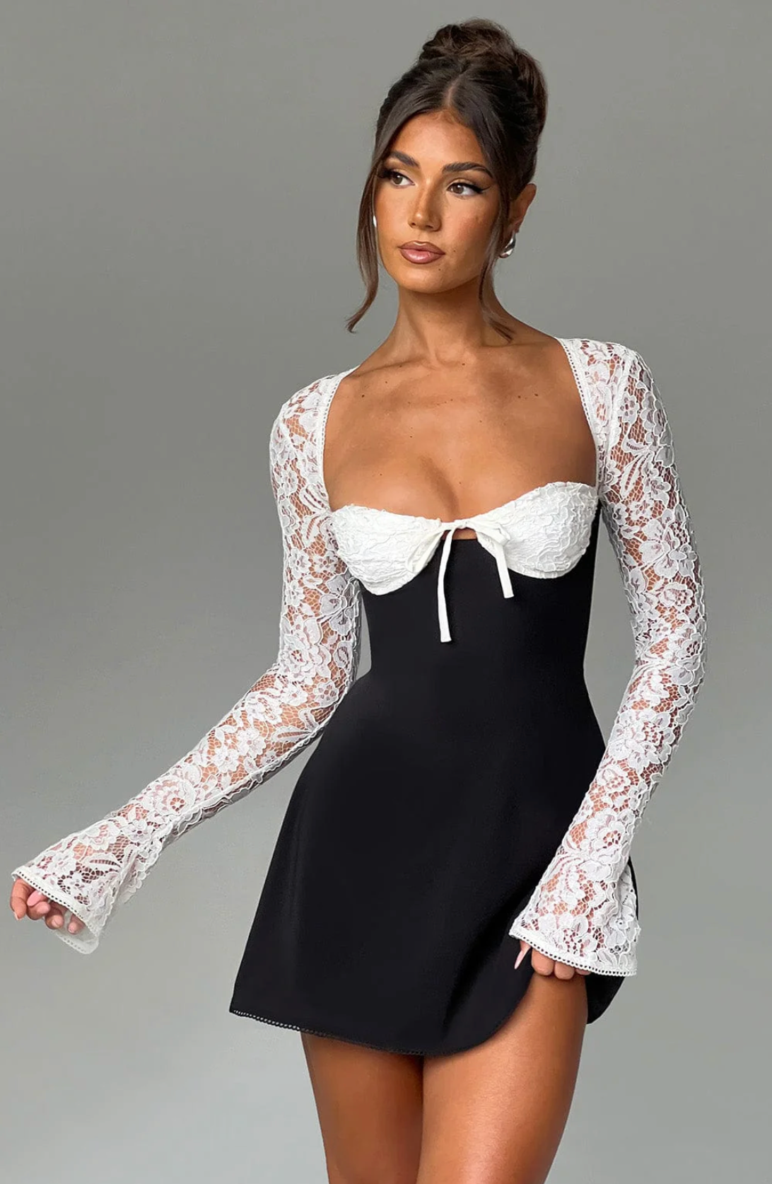 LIZA LACE MINI DRESS - BLACK/WHITE